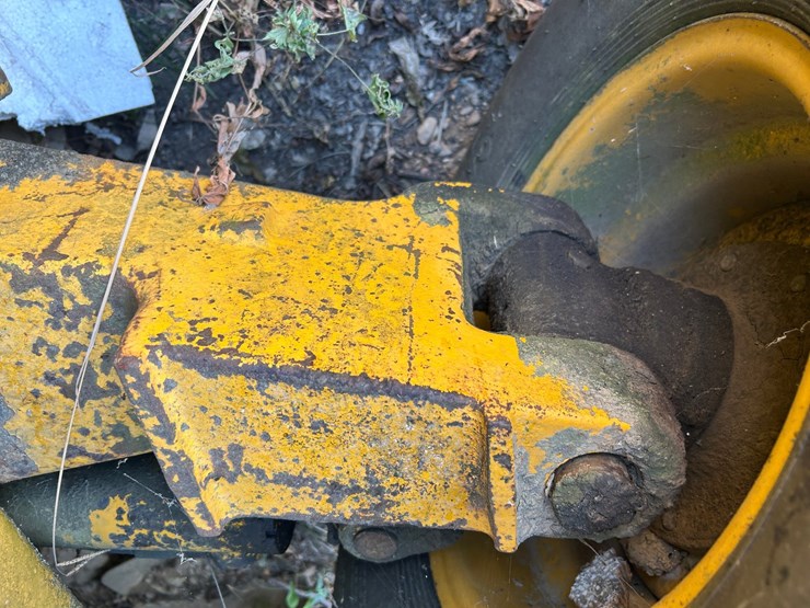 1997-deere-710d-image-13