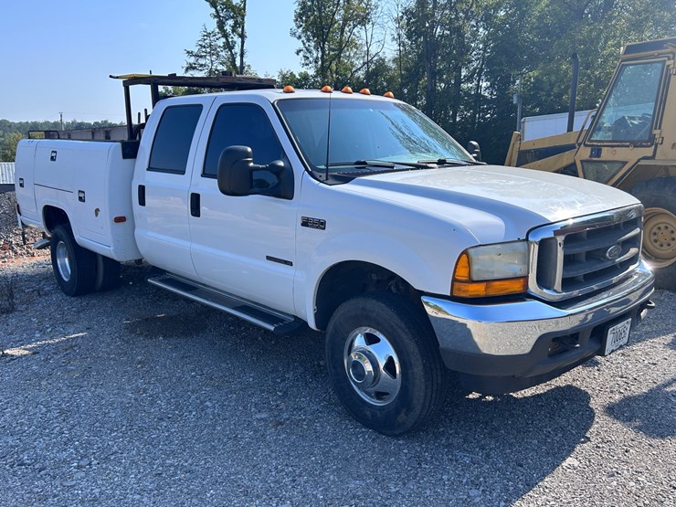 2001-ford-f350-xlt-image-11