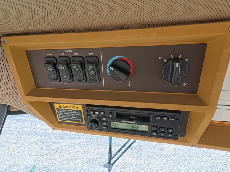 john-deere-4895-image-35