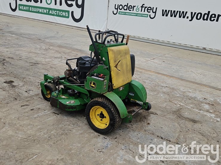 2018-john-deere-636m-image-3