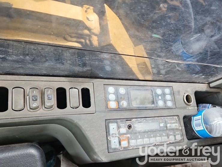 2014-caterpillar-329el-image-37