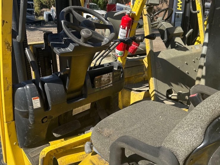 hyster-co-triple-mast-lp-forklift-model-70-image-4