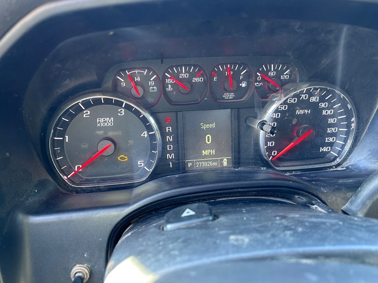 2016-gmc-3500-image-42