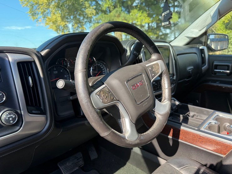 #49-•-2018-gmc-sierra-slt-pickup-truck-image-26