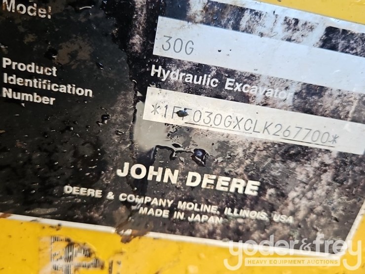 2021-deere-30g-image-41
