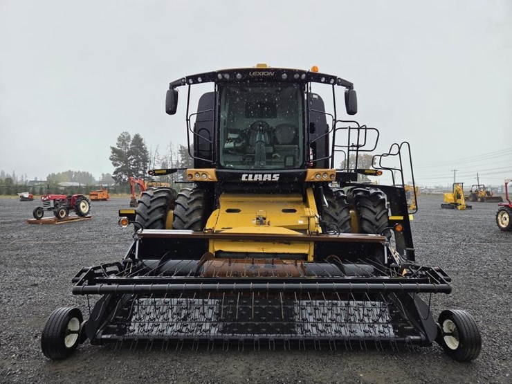 claas-lexion-760-image-2