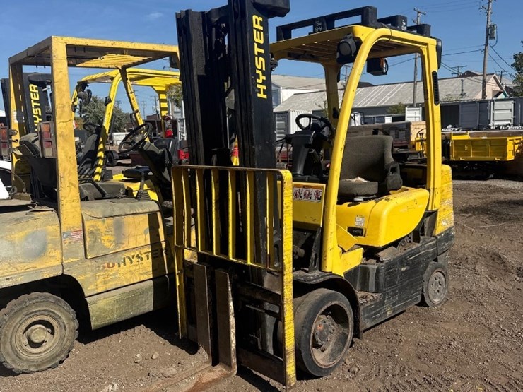 hyster-co-triple-mast-lp-forklift-model-70-image-2