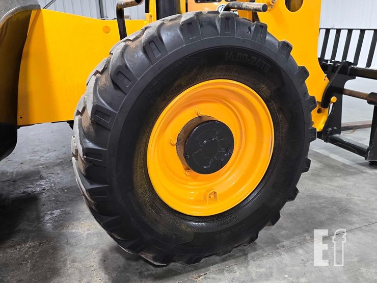 2015-jcb-507-42-image-28