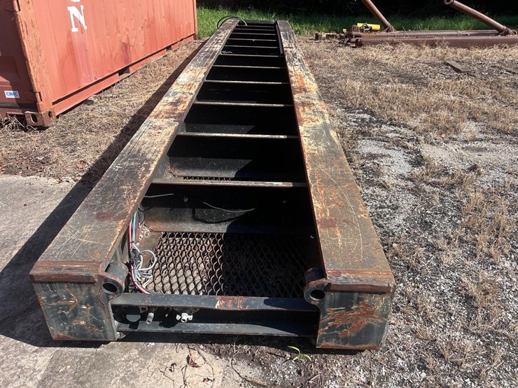 #3-•-2004-talbert-drop-deck-trailer-image-34