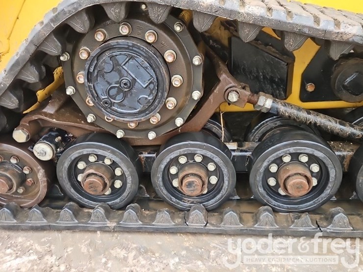 2018-caterpillar-257d-image-8