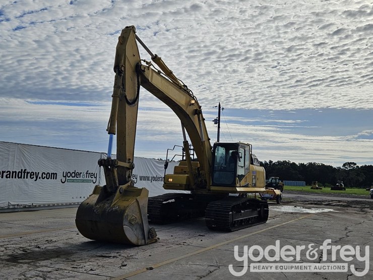 2015-komatsu-pc360-lc-11-image-2