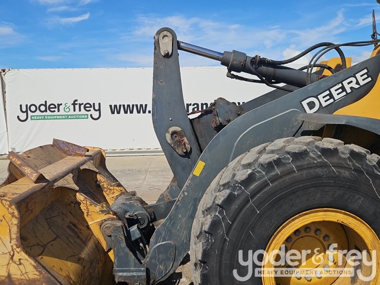 2019-deere-524l-image-13