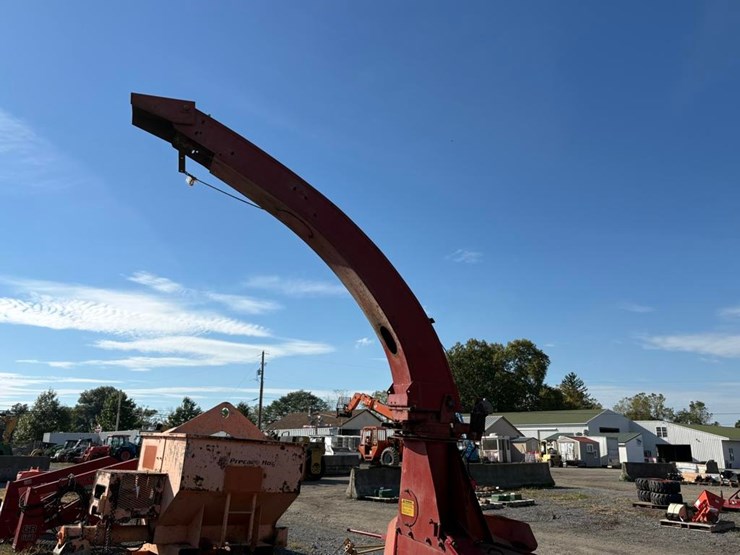 new-holland-782-image-6