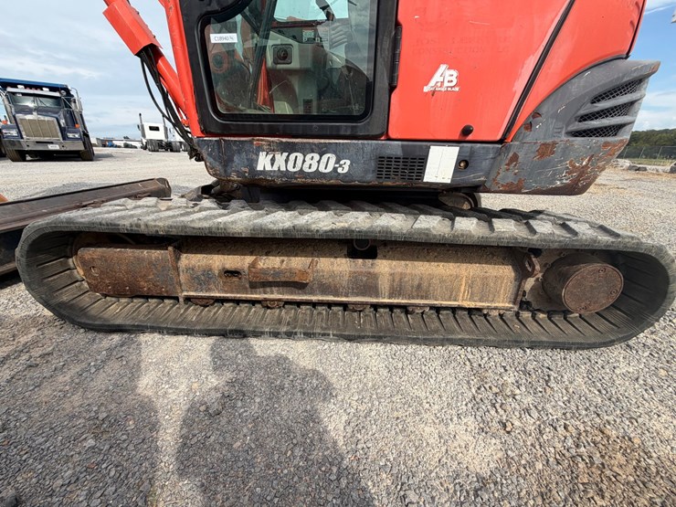 #23-•-2012-kubota-080-3-mini-excavator-image-9