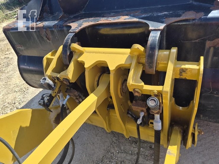 caterpillar-926m-image-13