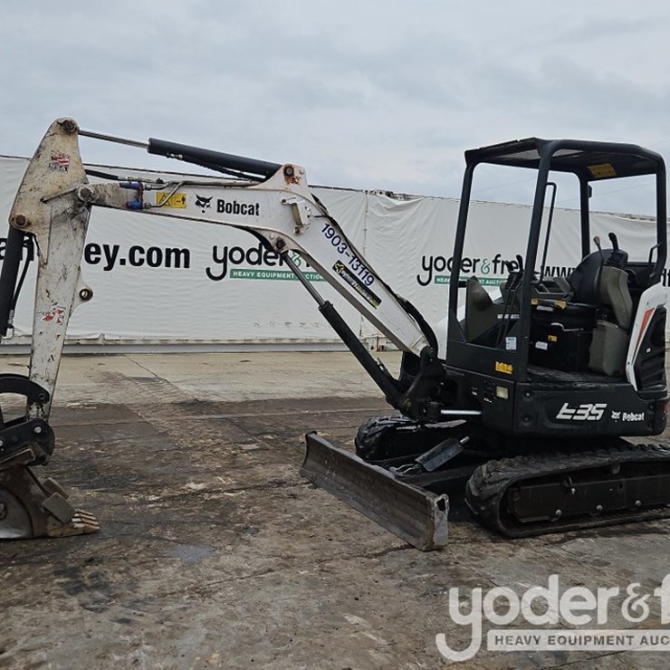 2019 BOBCAT E35i