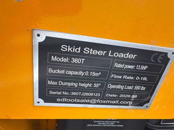 new-sdlool-co-mini-stand-on-skidloader-model-sl360t-image-4
