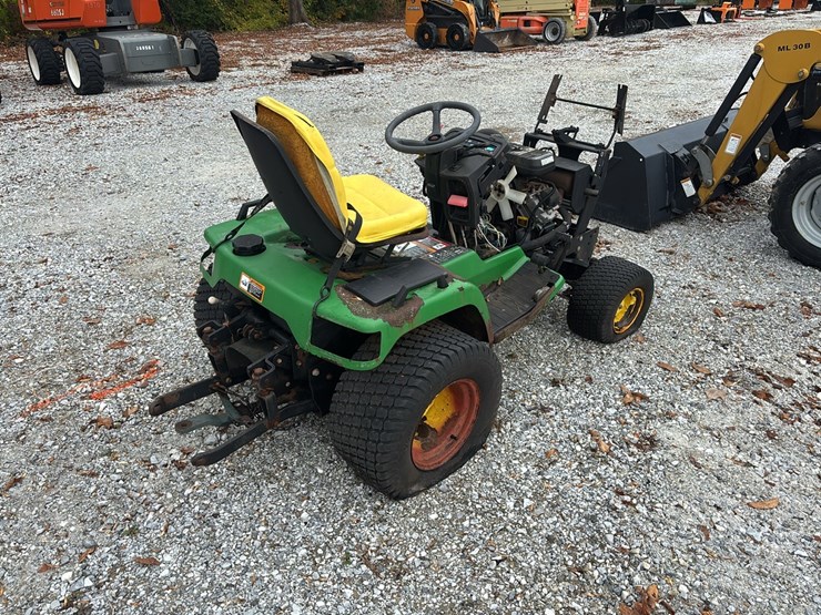 john-deere-425-image-4