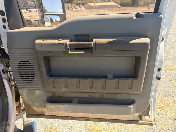 2012-ford-f250-xlt-image-21