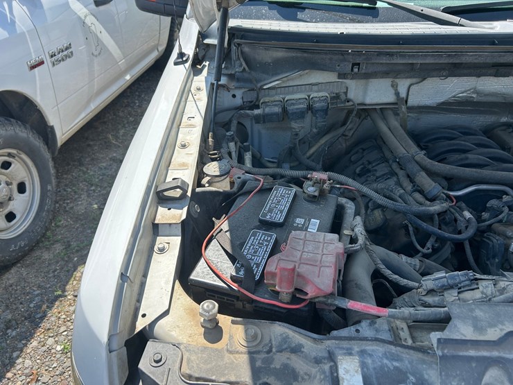 2014-ford-f150-xlt-image-32