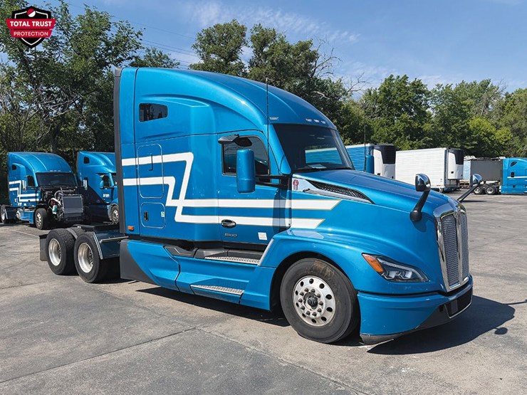 2022-kenworth-t680-image-1