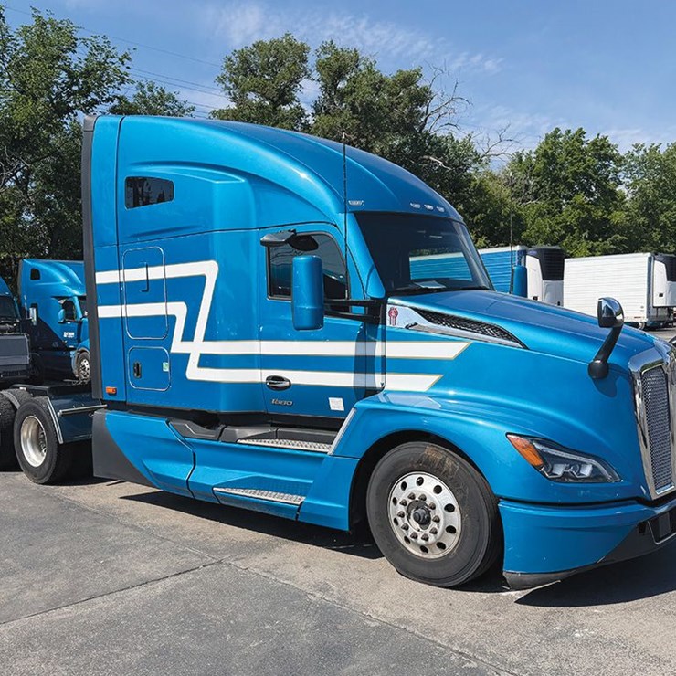 2022 KENWORTH T680