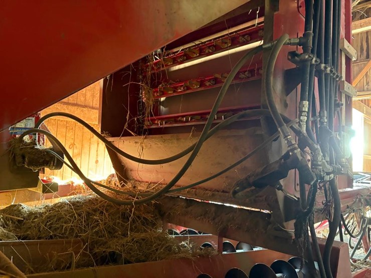 new-holland-bc5070-image-5