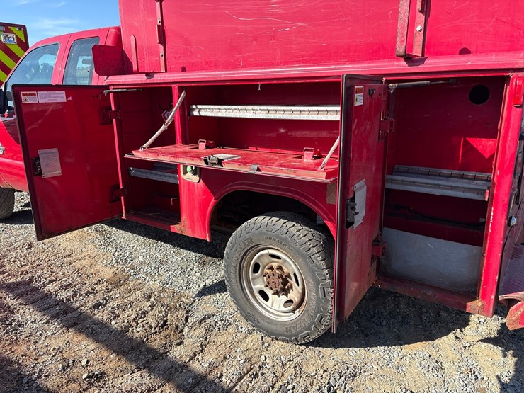 2014-ford-f350-image-36