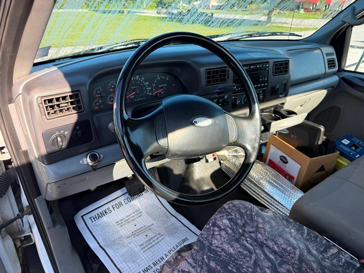 2007-ford-f750-xlt-sd-image-28
