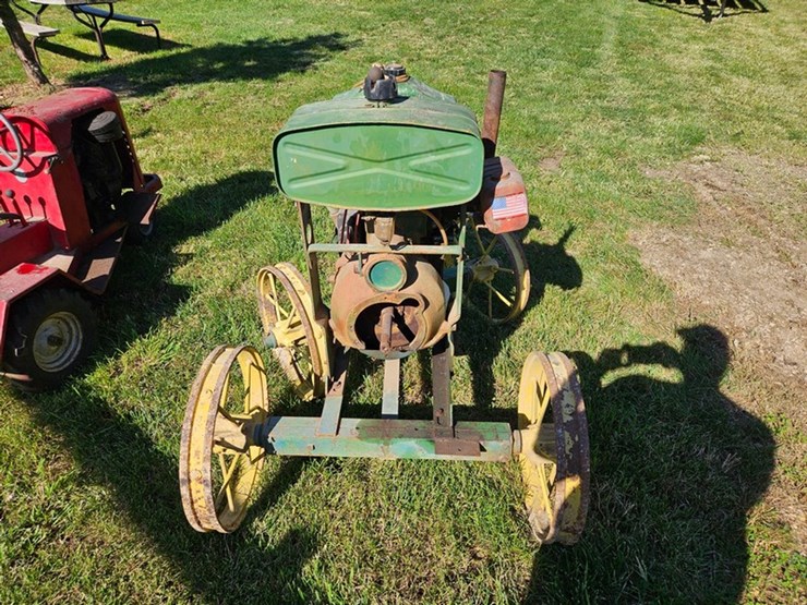 john-deere-luc-image-4
