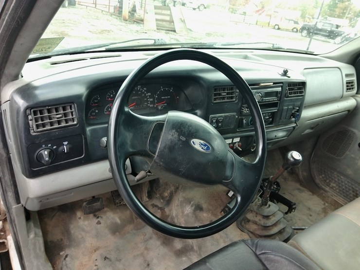 2004-ford-f650-image-11