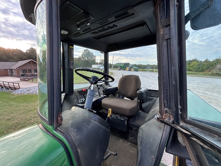 john-deere-4440-image-26