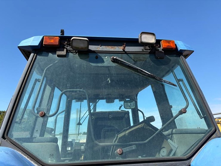 new-holland-ts110-image-19