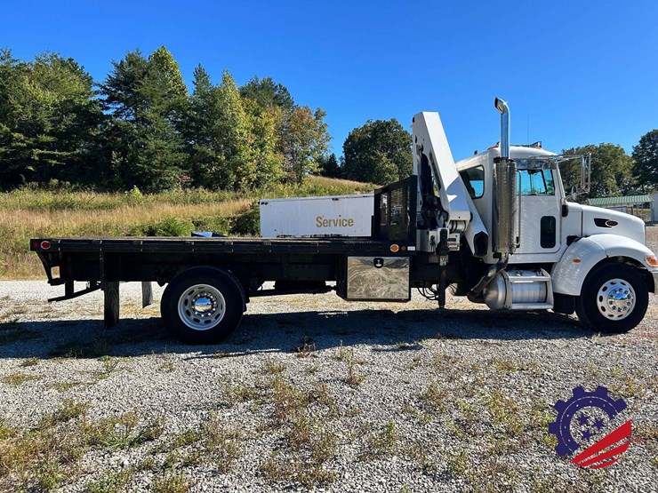 2007-peterbilt-335-image-7
