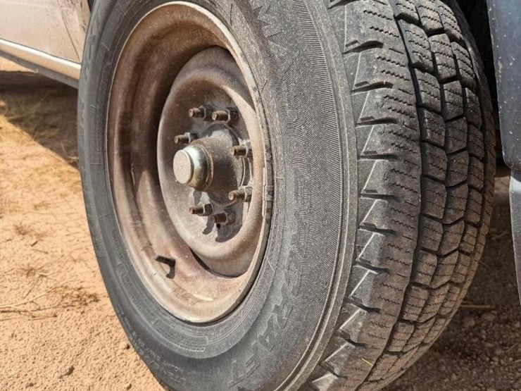 2012-ford-e250-image-17