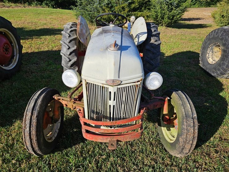 ford-8n-image-8