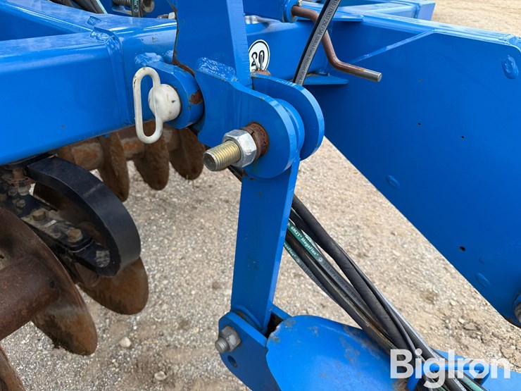 2012-landoll-7431-29-image-20