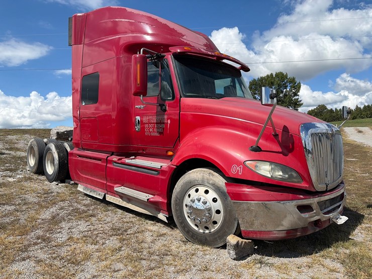 2012-international-prostar-image-11