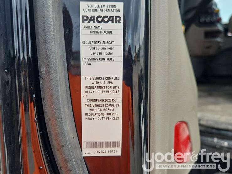 2019-peterbilt-579-image-42