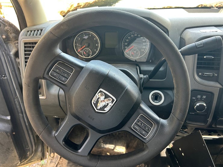 2013-dodge-1500-image-55