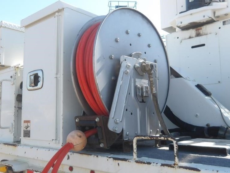 2015-western-star-4800-image-23