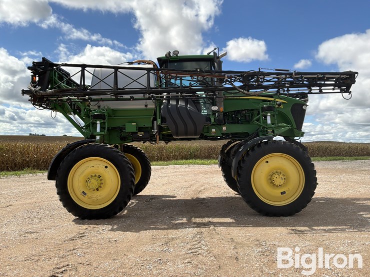 2009-john-deere-4830-image-4