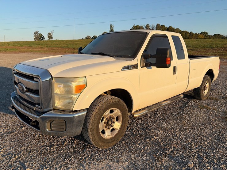 2011-ford-f250-image-1