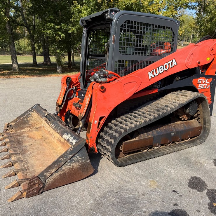 KUBOTA SVL90-2