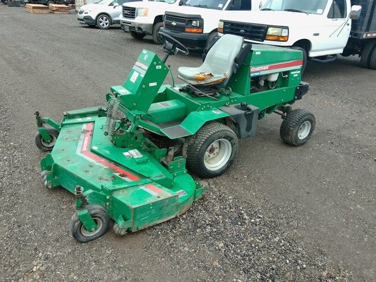 ransomes-frontline-728d-image-1