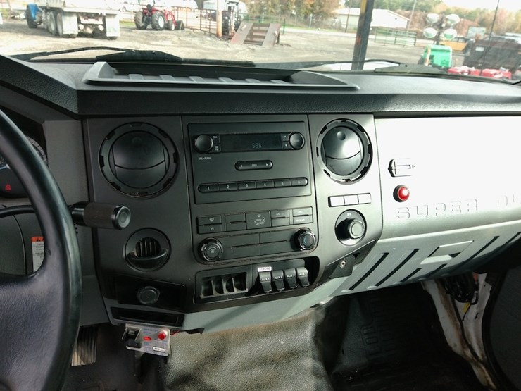 2015-ford-f750-image-14