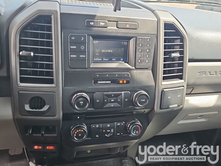 2018-ford-f350-sd-image-35