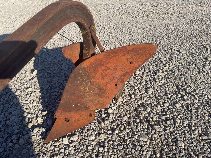 clipper-#2-one-bottom-plow-image-3