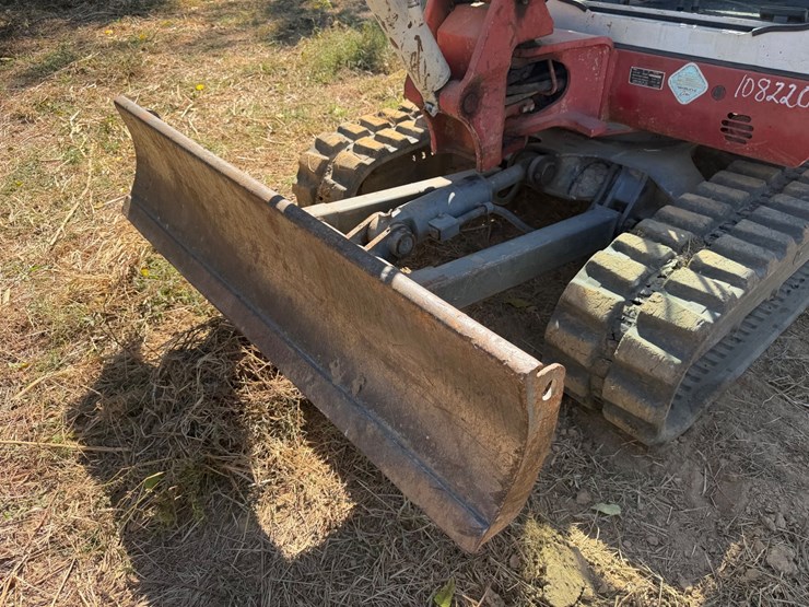 2007-takeuchi-tb135-image-14