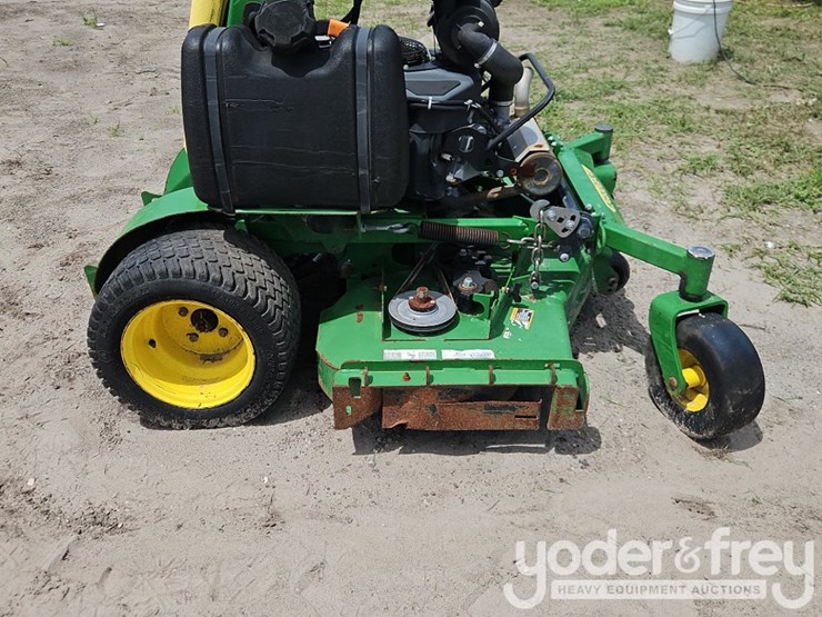 2020-john-deere-652m-image-10